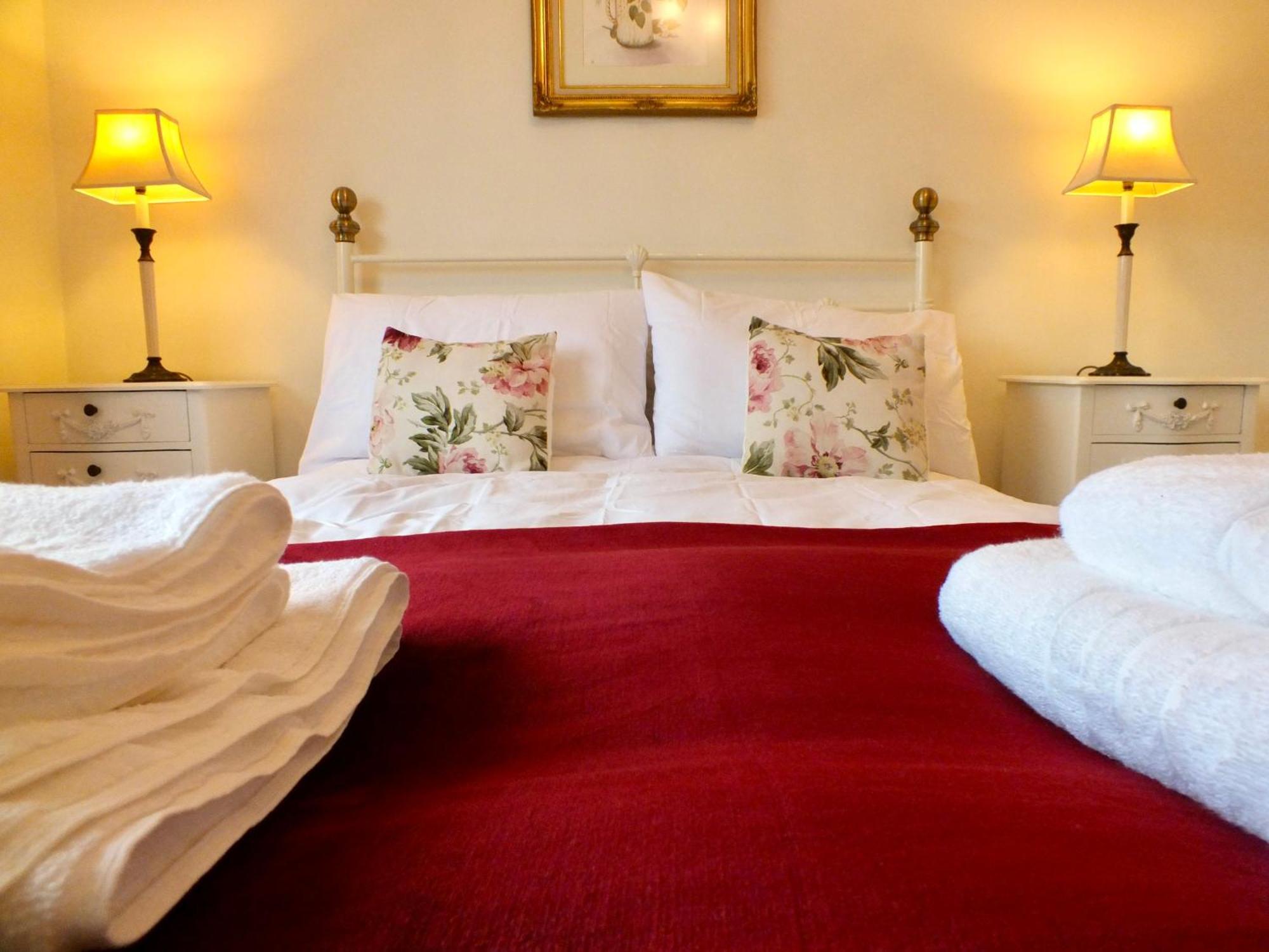 Twos Mews Apartment Cardiff Bagian luar foto