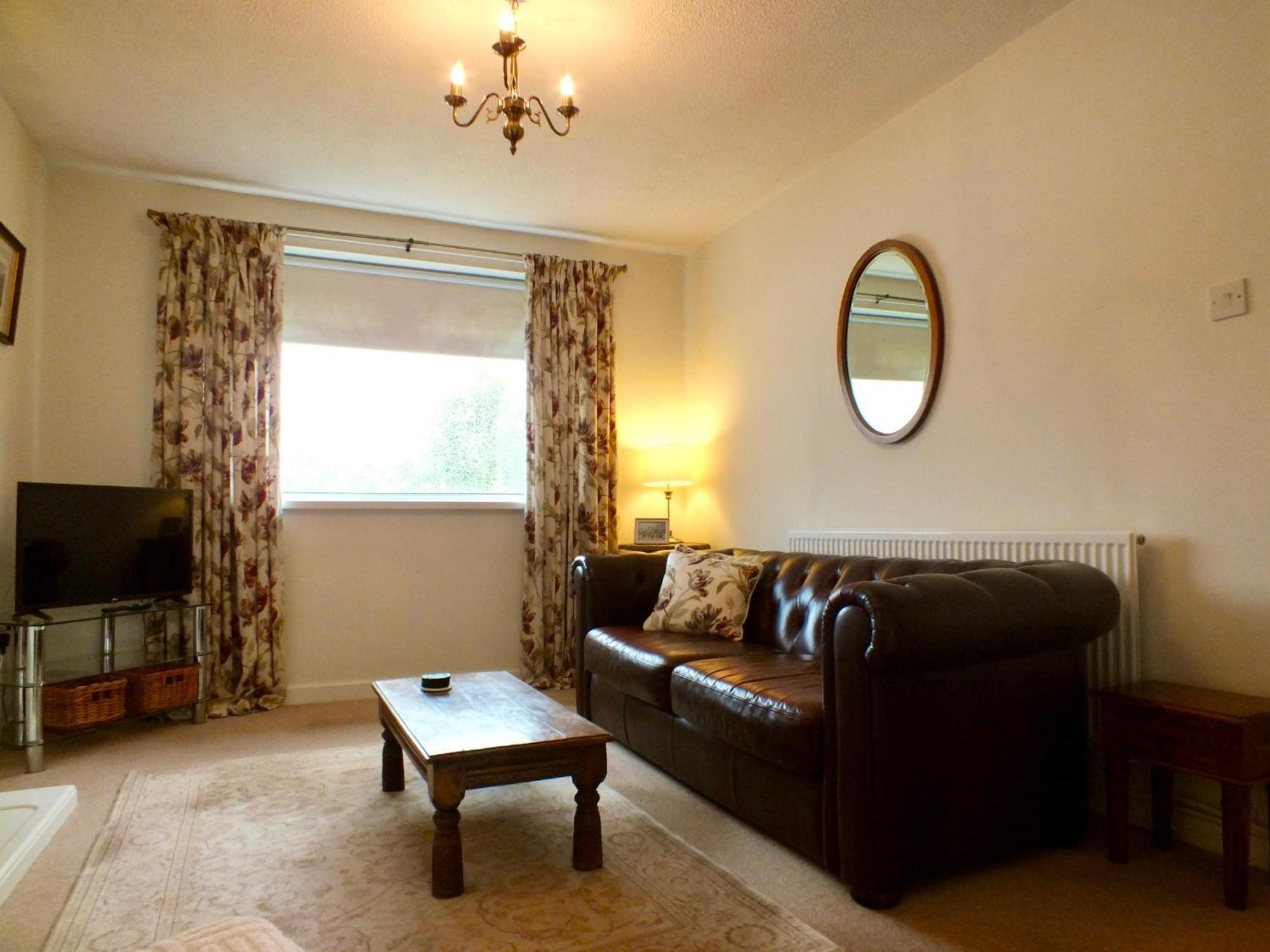 Twos Mews Apartment Cardiff Bagian luar foto