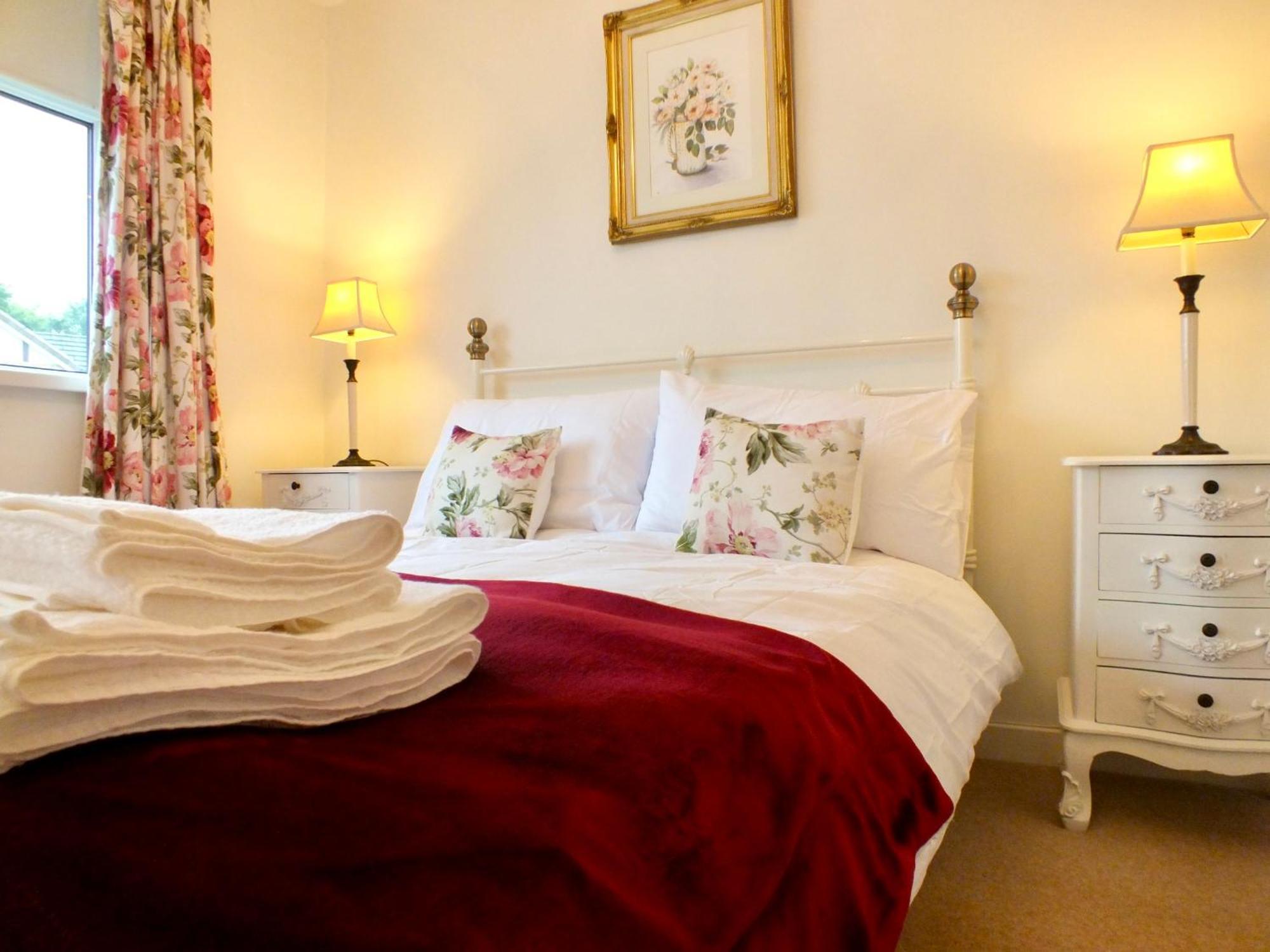 Twos Mews Apartment Cardiff Bagian luar foto